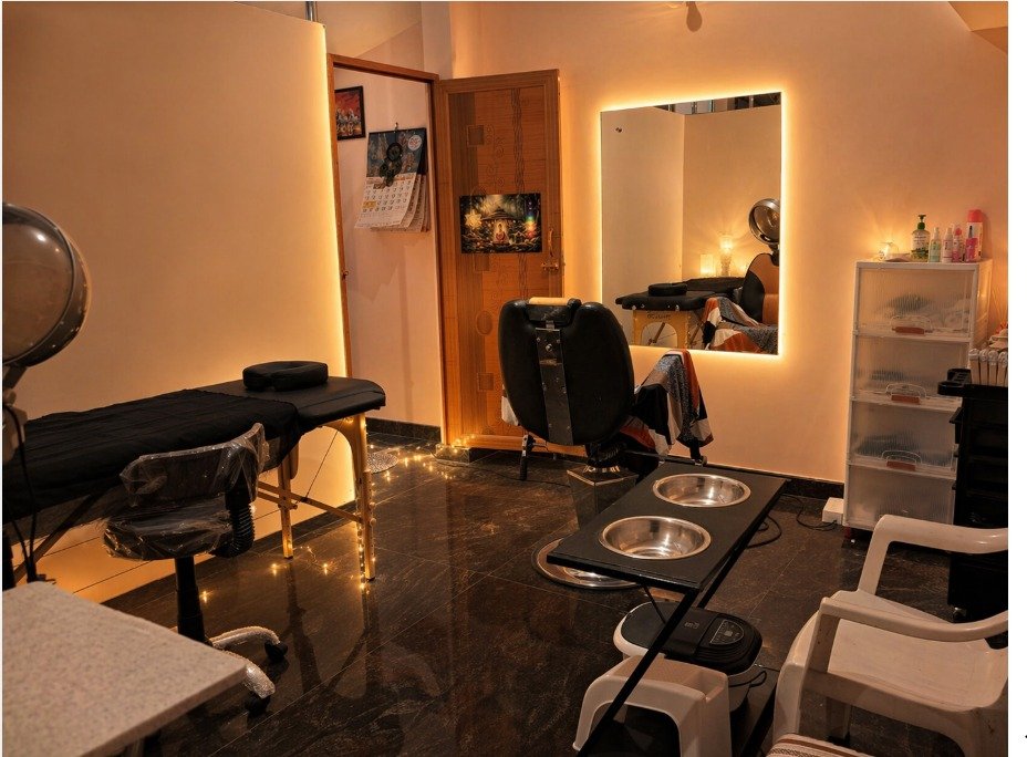 SJ's Spiritual Valley beauty and facial therapy room